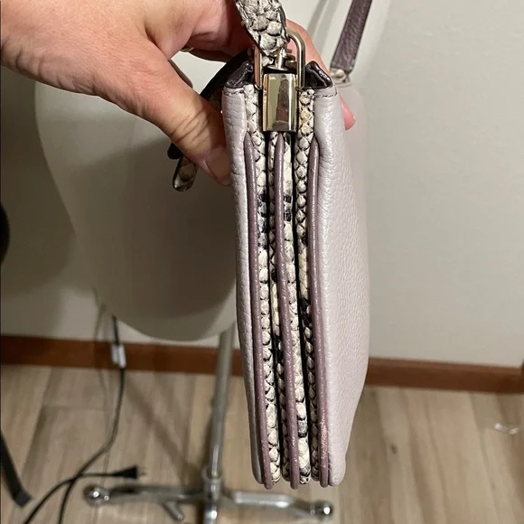 Kate Spade top Crossbody purse - Picture 3 of 11